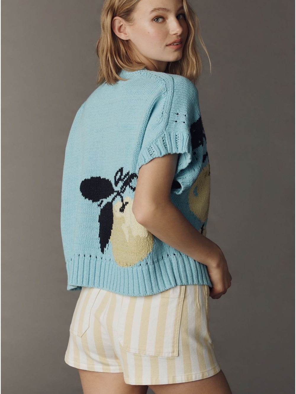 Maeve short-sleeved crew-neck veggie motif graphic sweater - green apple - Large - Picture 4 of 9